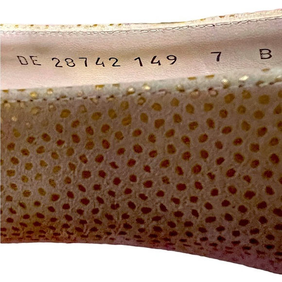 Vintage Salvatore Ferragamo pumps size 7B - Picture 8 of 8